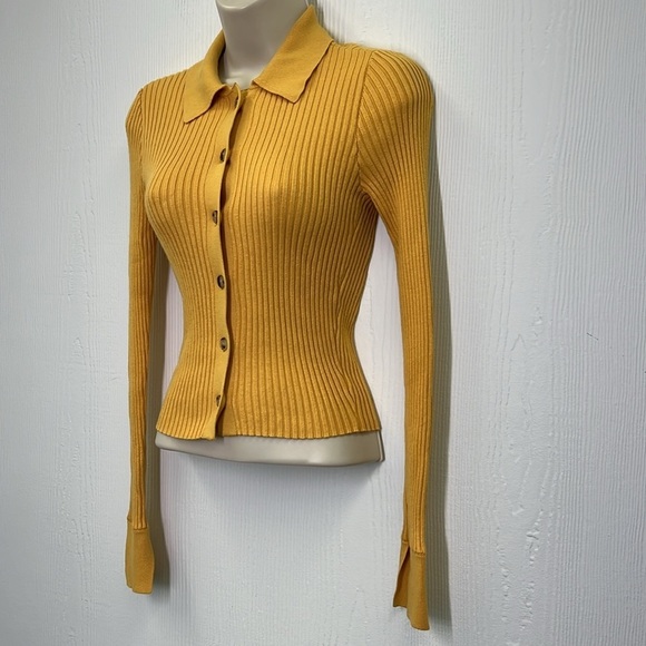 Abercrombie & Fitch - Ribbed Yellow Button Down Long Sleeve Collared Sweater XS - Picture 5 of 8